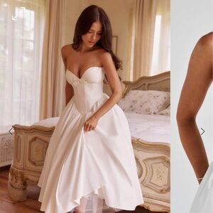 Chic Strapless Cream Midi Dress